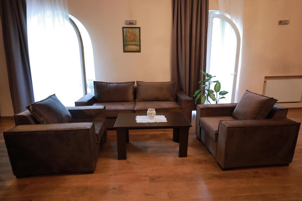 Apartment At 12 Baratashvili Street Τυφλίδα Εξωτερικό φωτογραφία