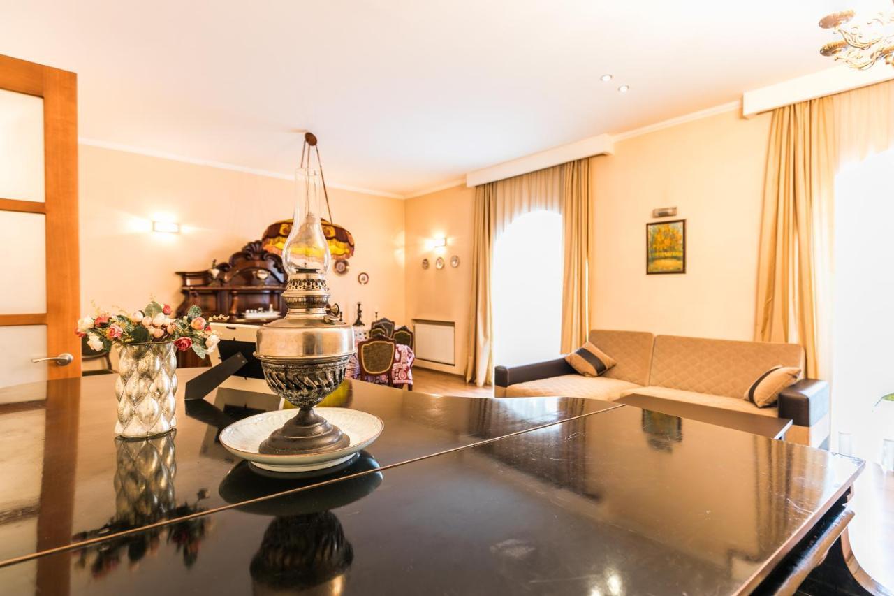 Apartment At 12 Baratashvili Street Τυφλίδα Εξωτερικό φωτογραφία