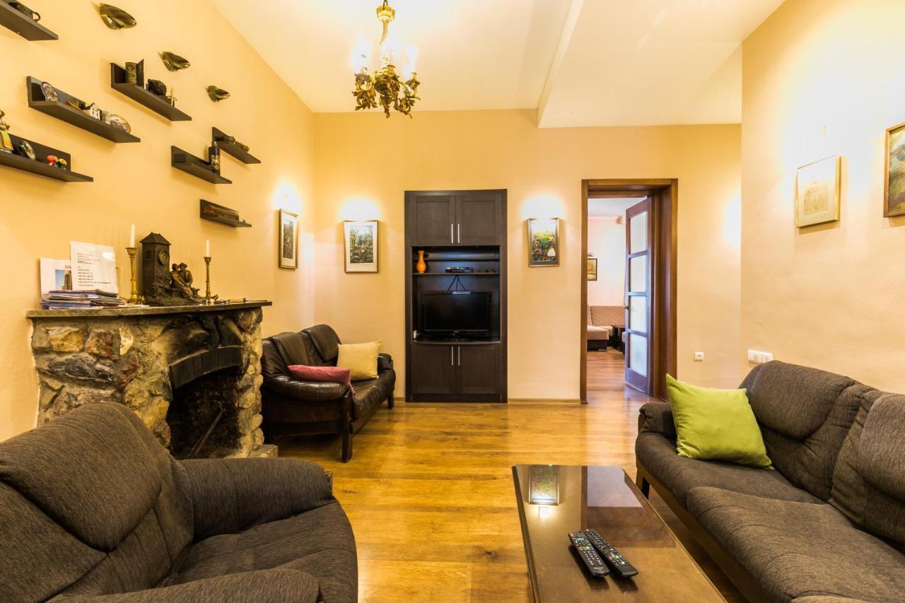 Apartment At 12 Baratashvili Street Τυφλίδα Εξωτερικό φωτογραφία