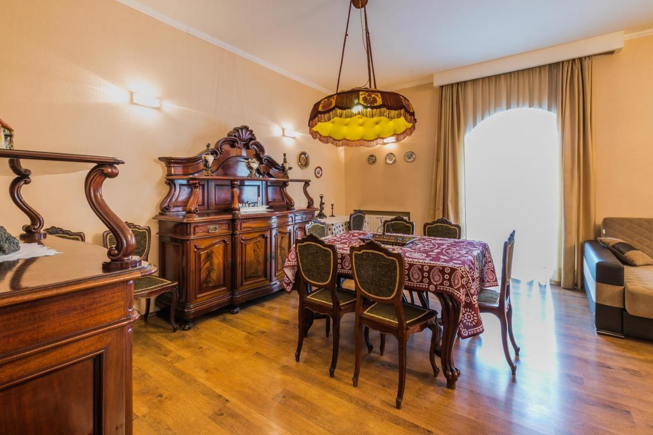 Apartment At 12 Baratashvili Street Τυφλίδα Εξωτερικό φωτογραφία